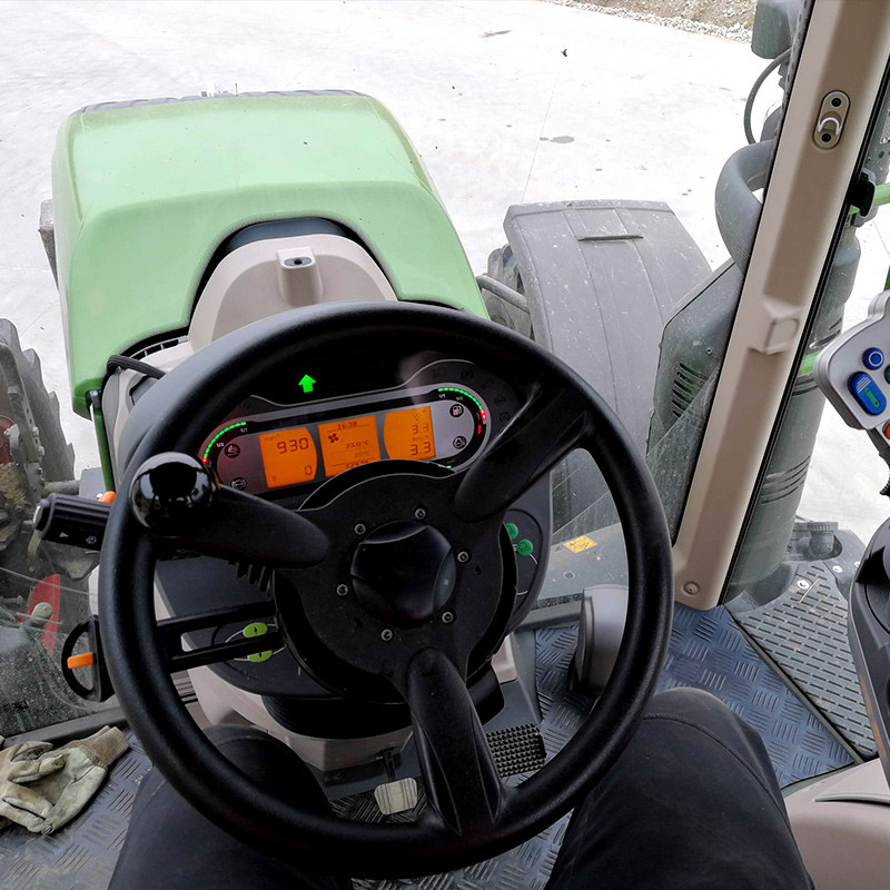 Sedili, volanti, ruote e componenti vari